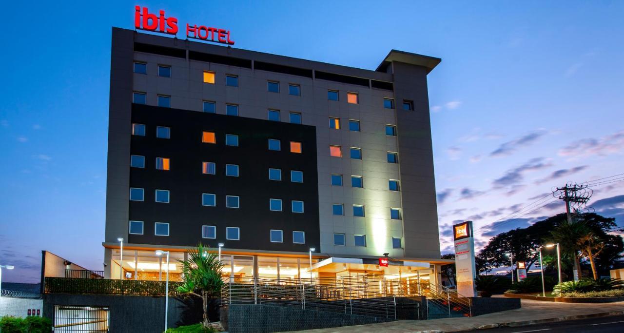 Hotel ibis Ourinhos Exterior foto